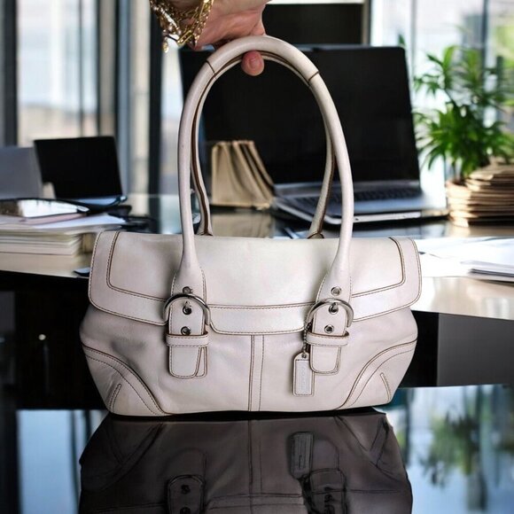 COACH Vintage Soho Flap Satchel /Shoulderbag in ivory - Picture 10 of 11